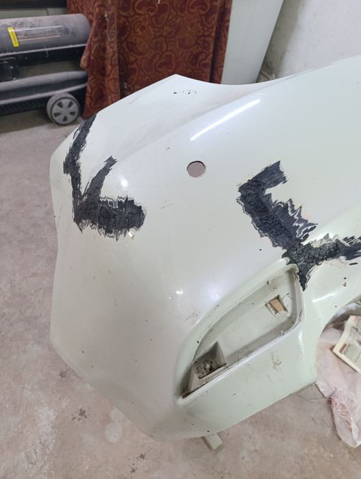 Бампер на тайота