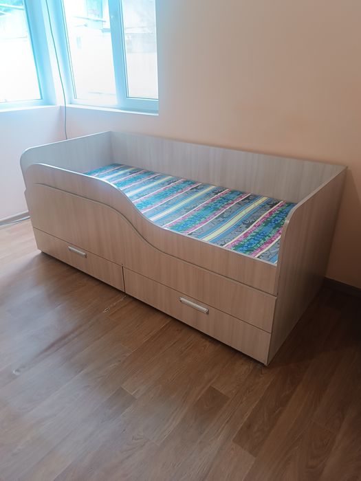 Детская двухместная кровать