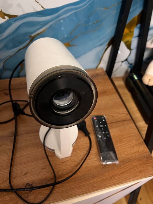 проектор новый..