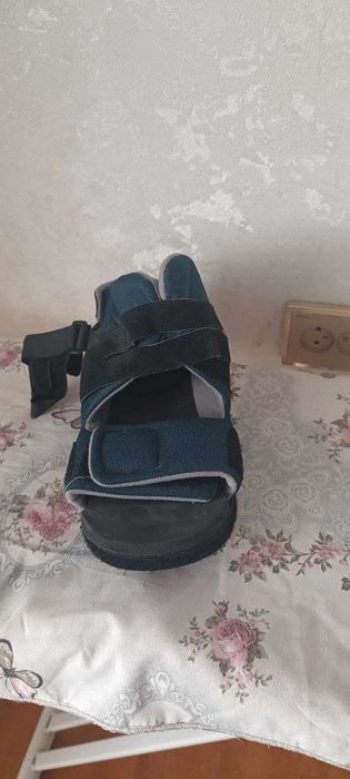 Обувь для диабетической стопы или перелома