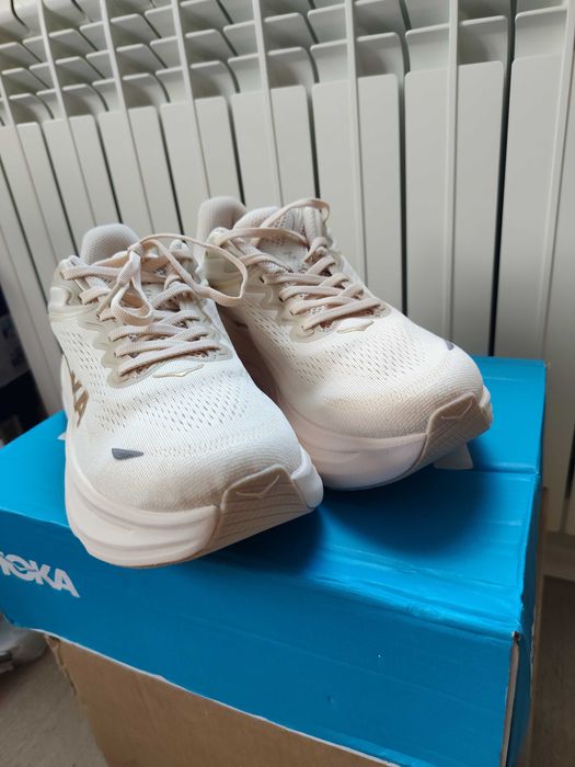 Маратонки HOKA,Bondi 9