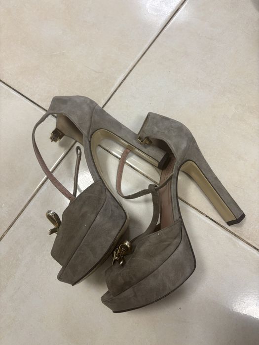 Sandale de piele / pantofi dama cu toc inalt