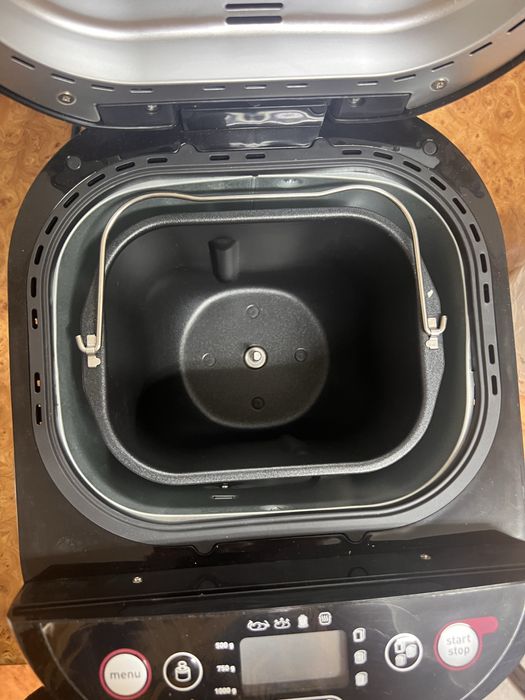 Masina de facut paine Pain & Delices , 20 de programe , negru/otel