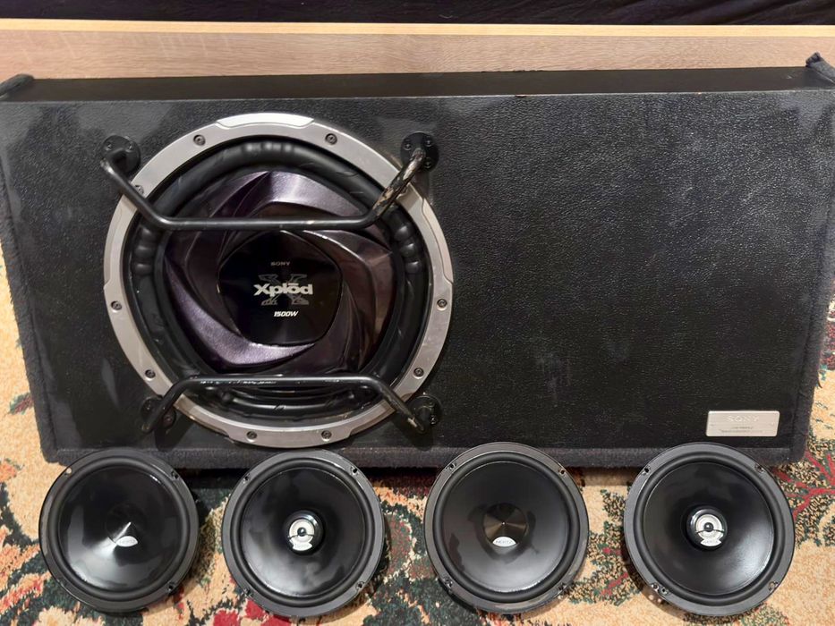 Pachet Subwoofer auto + boxe HERTZ