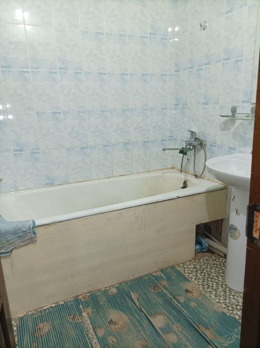 Сдается в аренду  2х ком Юнусабад 17 с обстановкой