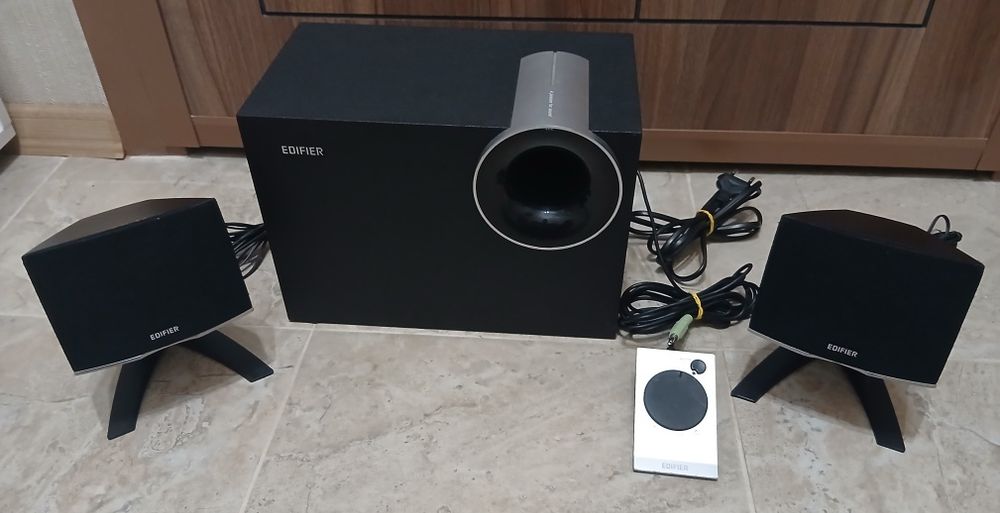 Тонколони 2.1 с буфер за компютър Edifier MB1380 30 евро