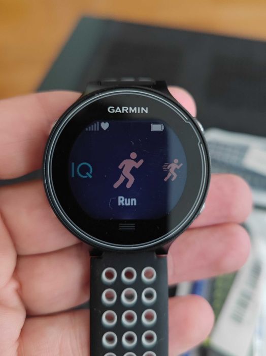 Garmin Foreruner 630+подарък