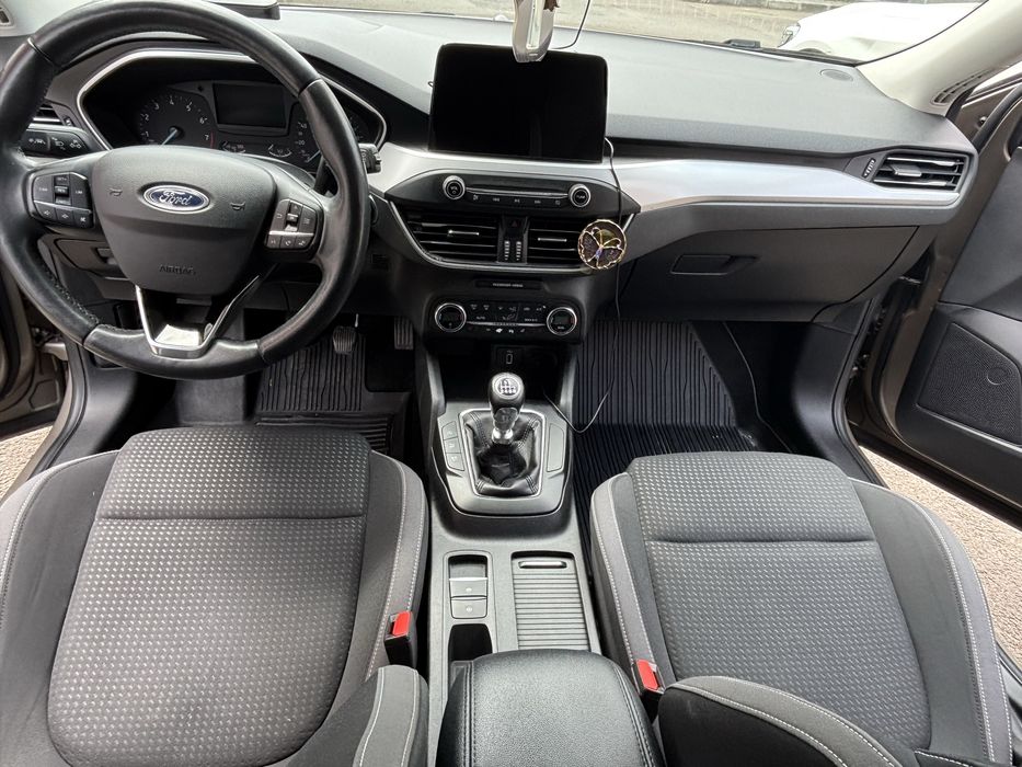 Ford Focus Trend Edition unic proprietar