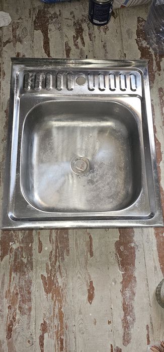 Мойка обычны кухонны