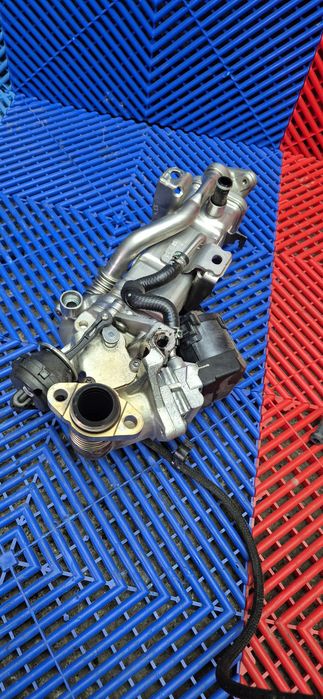 Racitor gaze bmw seria 5 f10 f11 525D N47 218cp Bi-turbo