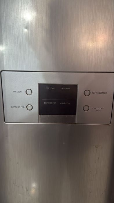 Холодильник буу