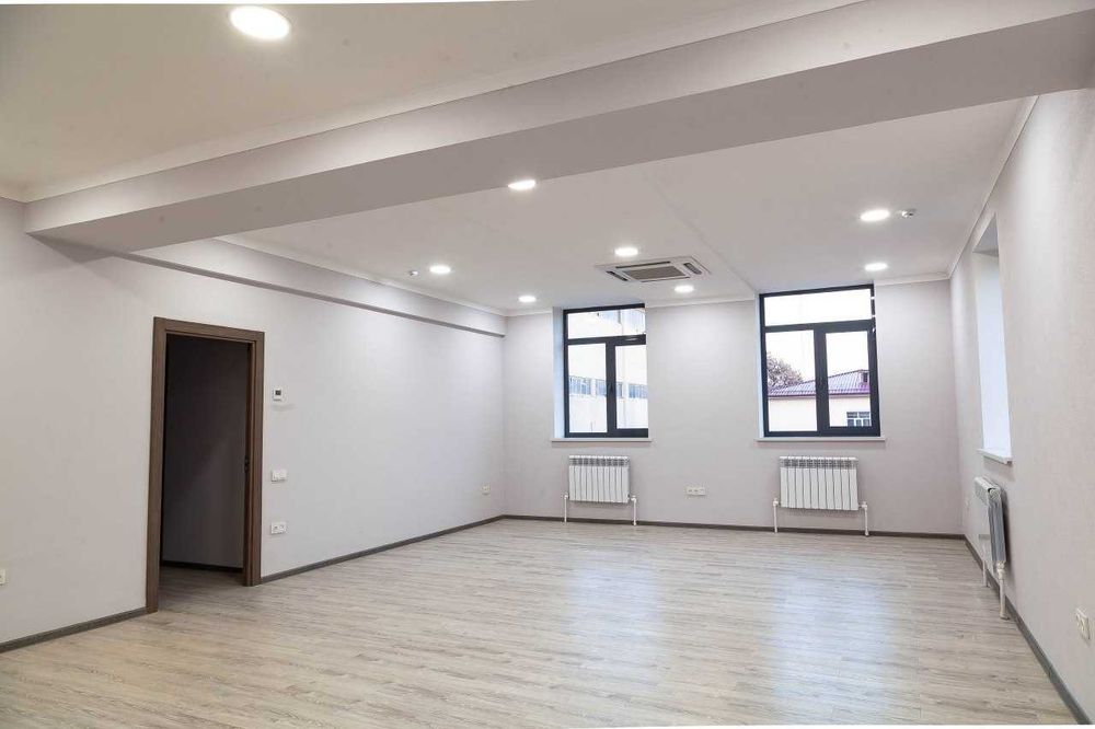 Бизнес-центр "NEW LEVEL". Аренда офиса 402 м2. Все включено*