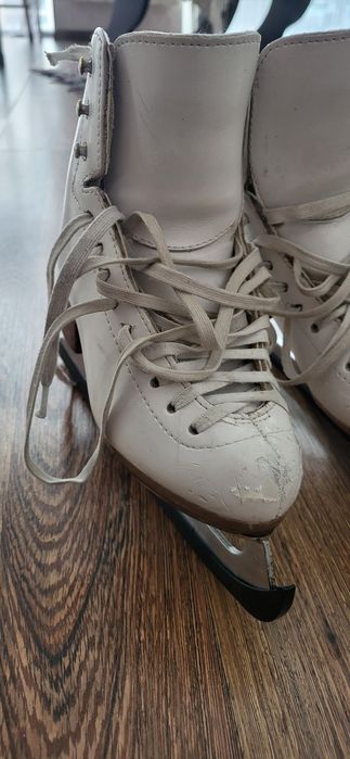 Коньки для фигурного катания