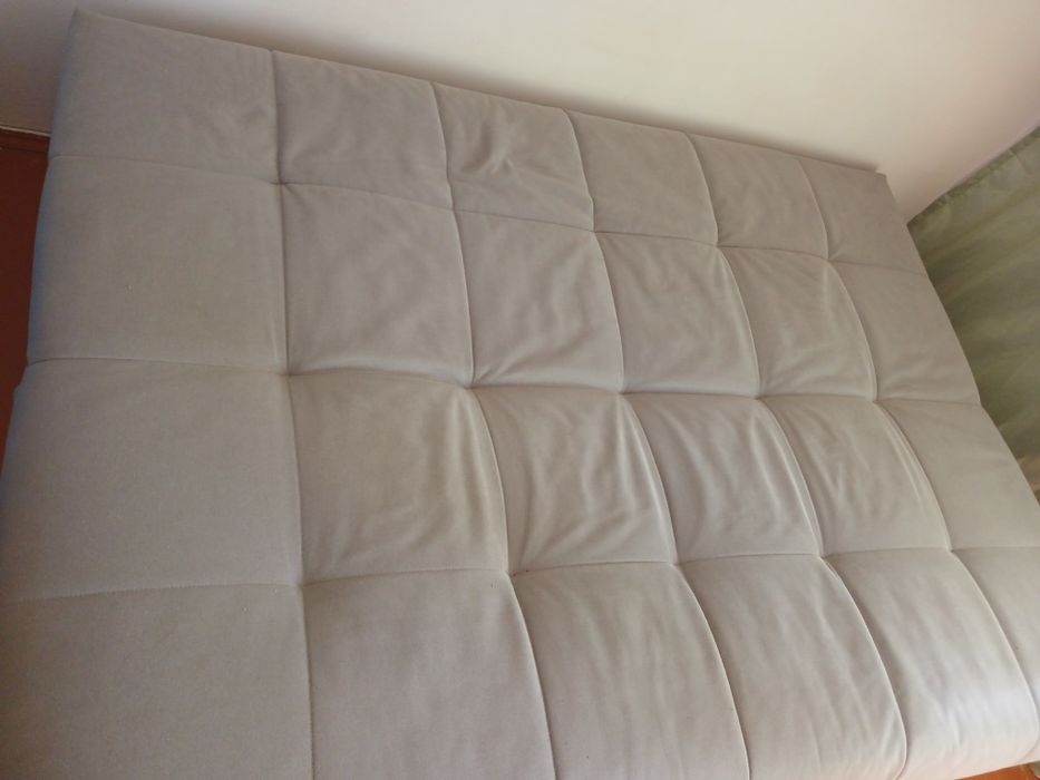 Продаю диван раскладывающийся