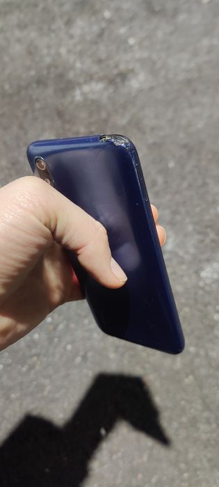 Телефон Huawei y5 32gb без торга