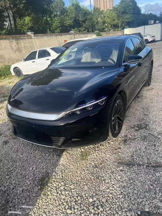 BYD HAN Champion 605 km