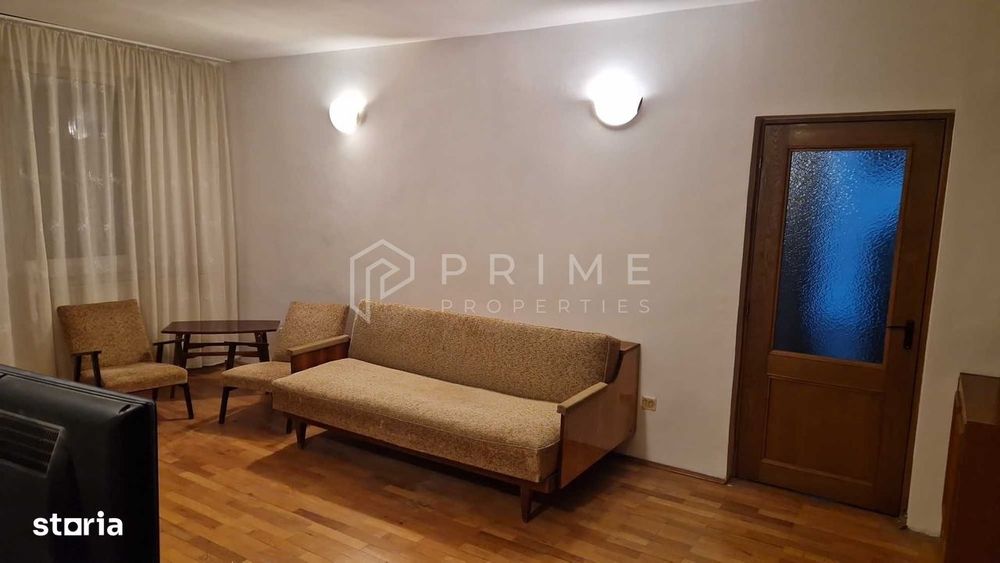 Apartament 3 camere – proaspăt renovat – zona 7 Noiembrie — fotografia 3