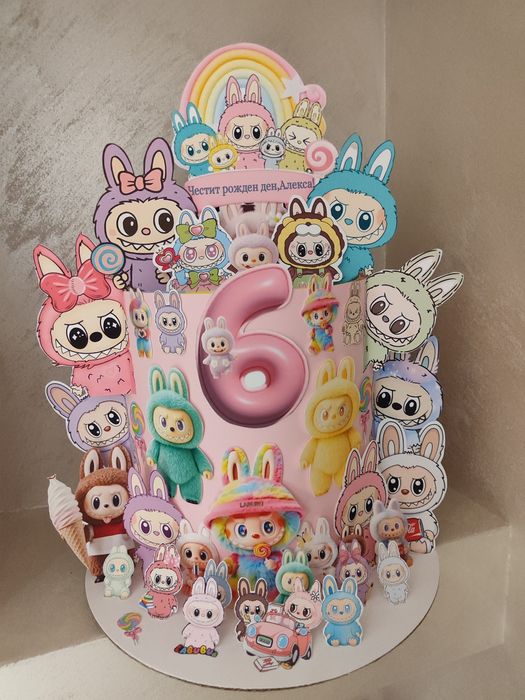 Торта от 30 книжки,30молива и 30 пастели