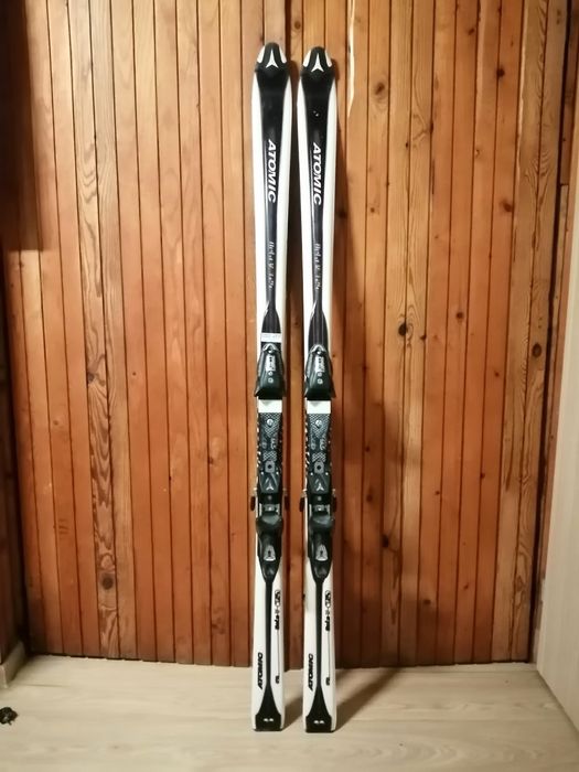 Продавам ски ATOMIC, ELAN и ски обувки SALOMON FISCHER TECNICA 50лв/бр