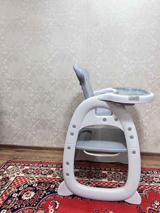 Детский стул для кормления
