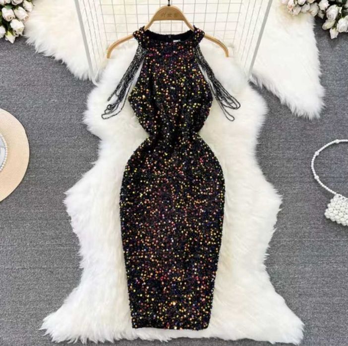 Продам новое платье