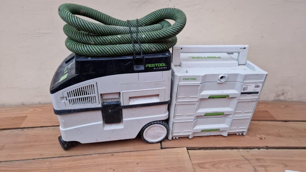 Aspirator festool  CT 15 E + cutie scule
