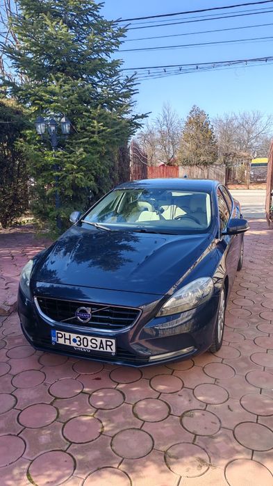 Volvo V40, an fabricație 2013,deosebit de bine întreținut