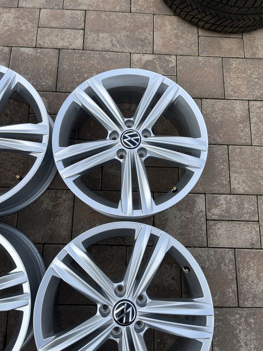Jante  originale vw Sebring 5x112 18 Tiguan Touran Passat Golf 7 8