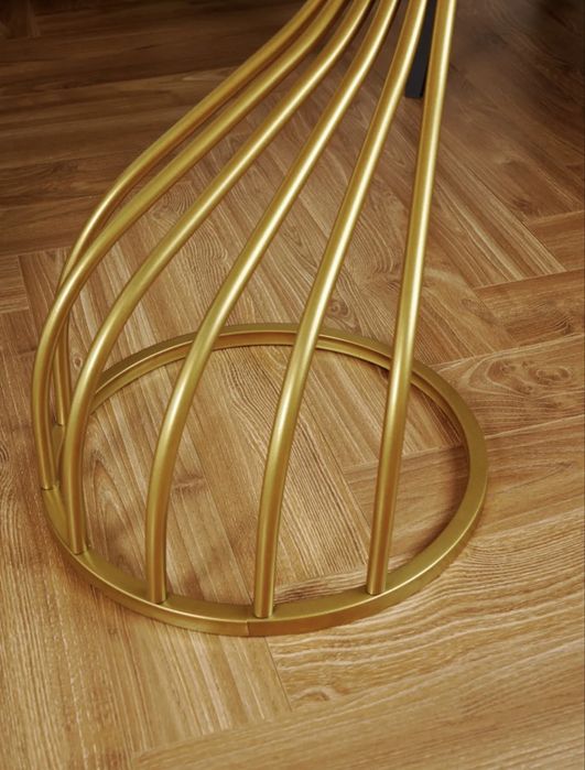 Продам столик журнальный