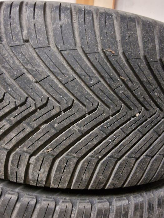 Roți BMW cu anvelope Continental. 18 Inch