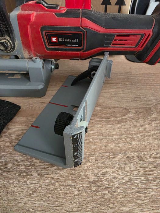 Masina de frezat fara cablu pentru dibluri din lemnbiscuitor Einhell TE-BJ 18 Li - Solo 6500 rpm adancime 20 mm fara acumulator si incarcat