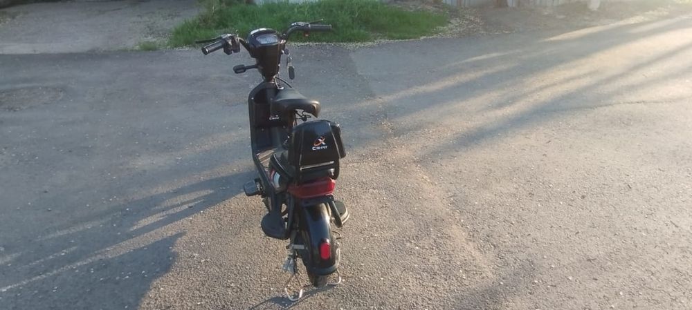 Электроскутер SK8