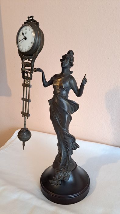 Ceas Junghans cu balans