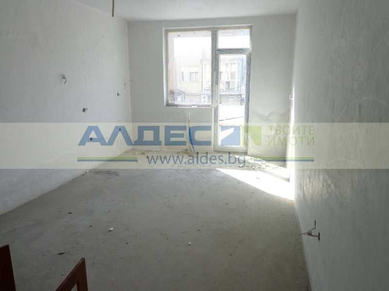 Тухлен двустаен ап. в Павлово до бул. Цар Борис III !