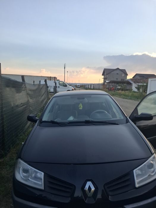 RENAULT 4 2007
