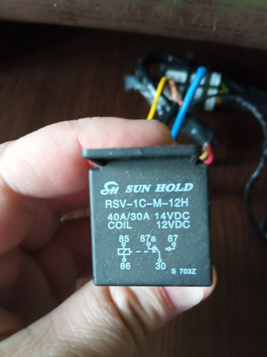 sistem gps auto teltonika fm1110