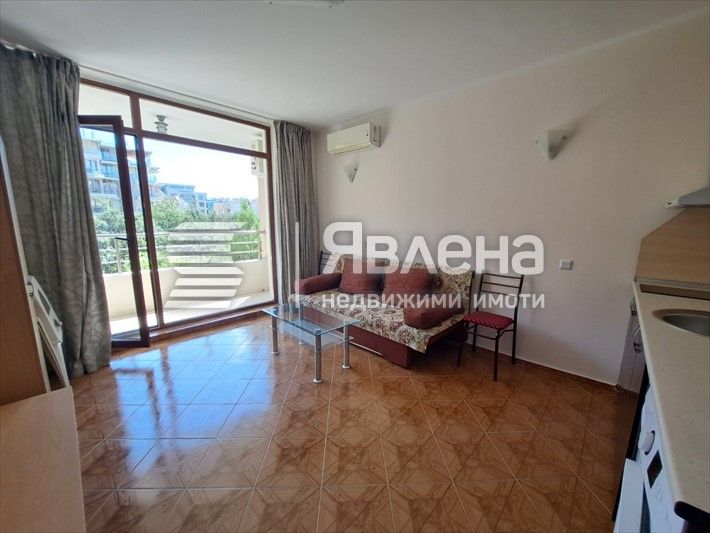 Продава се Едностаен апартамент в к.к. Слънчев бряг - 35 кв.м за 1286 €/кв.м - Снимка #2
