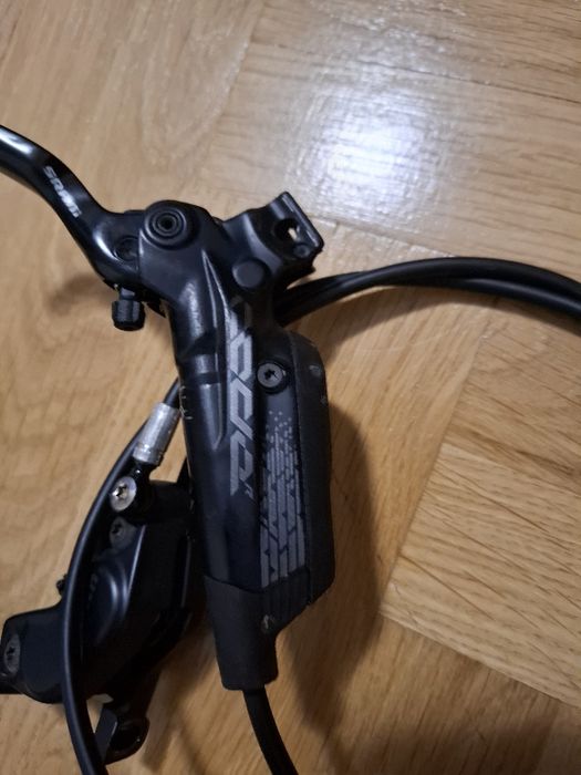 Спирачки SRAM Code R + преден и заден диск+ нови накладки!