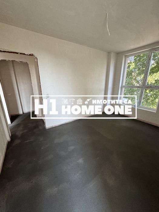Продажба 3-стаен гр. София - Горубляне 108m²
