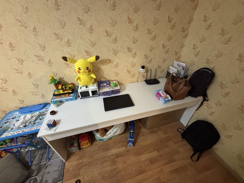 Продам стол. Самовывоз