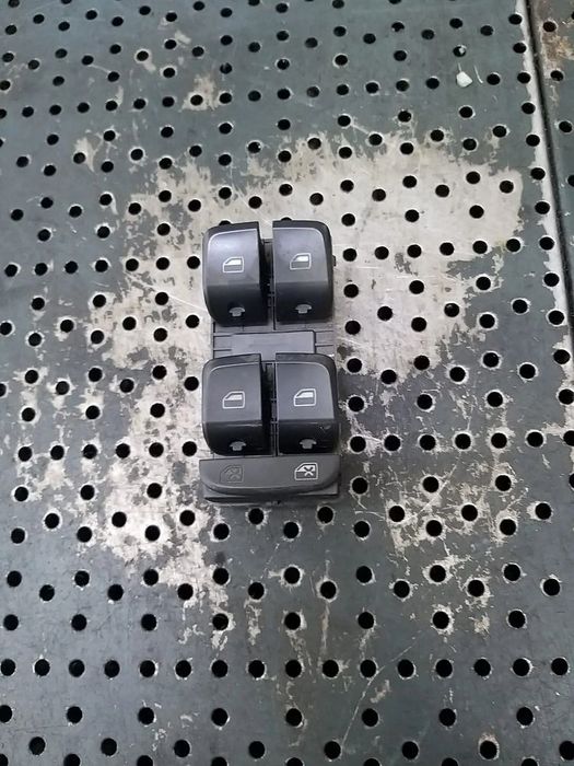 Butoane geamuri electrice stanga fata audi a4 b8 8k 8k0959851