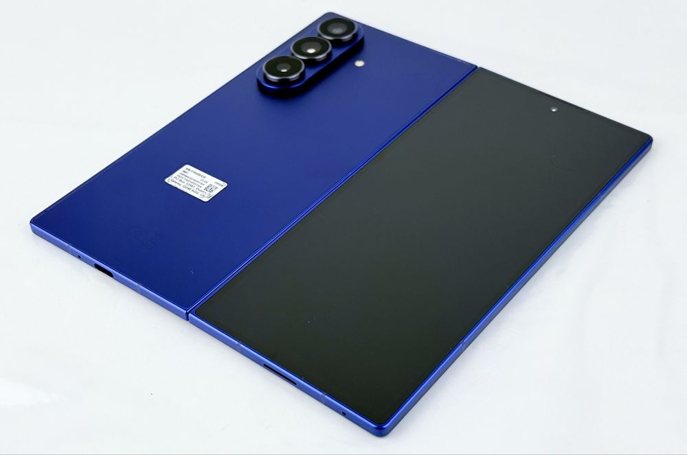НОВ! Samsung Galaxy Z Fold 7 5G 512GB 12RAM Blue Shadow 2г. Гаранция!