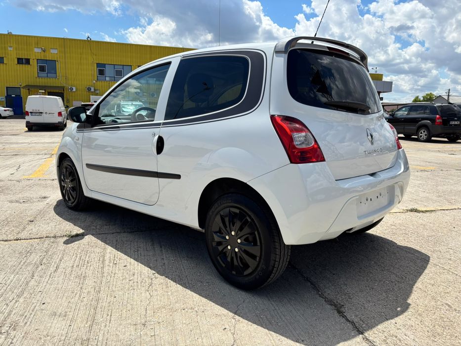 RENAULT Twingo 2011 — imagine 2