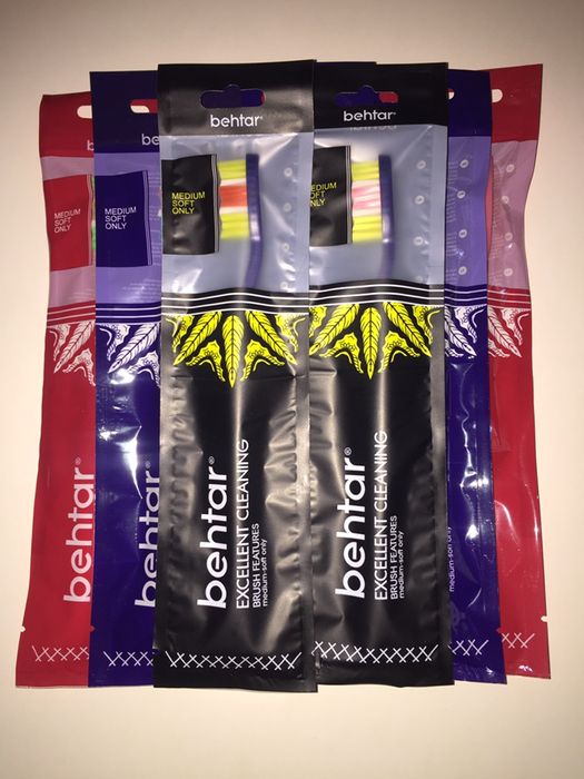 Многоразовая  зубная щетка  для ежедневного использования.  Mehmonxona