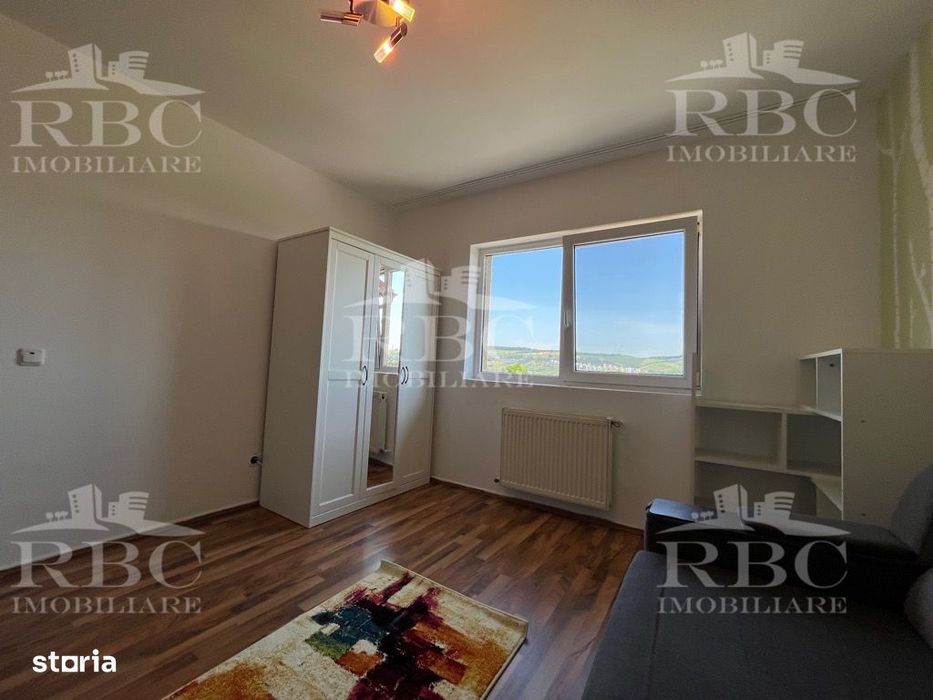 Apartament 3 camere cu balcon Valea Garboului