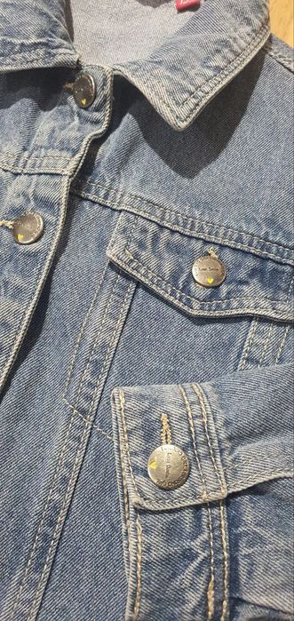 Курточка джинсовая на девочку