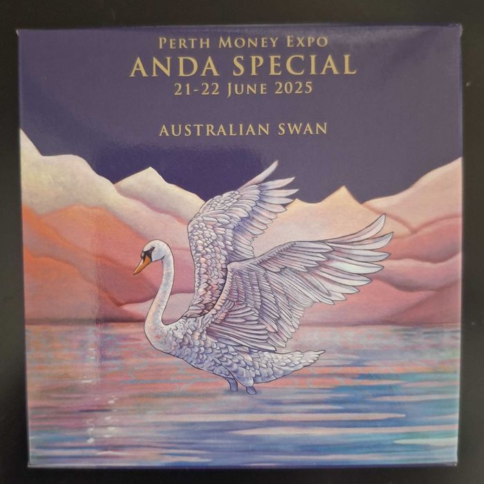 Продавам рядка Австралийска сребърна монета