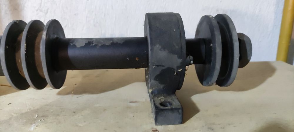 Вал,комплект за циркуляр