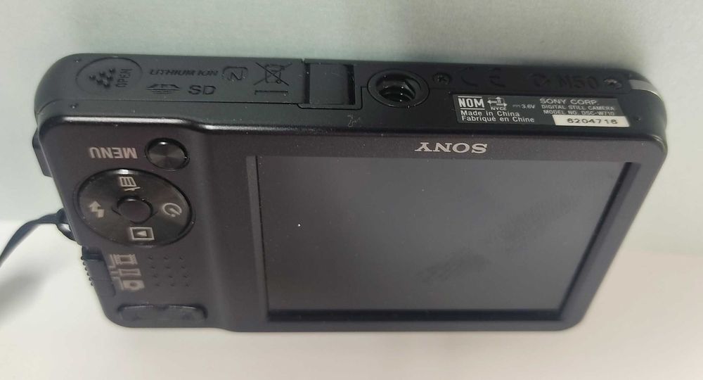 Чудесно фотоапаратче SONY DSC W710