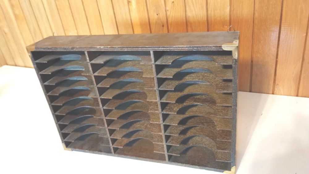 rack de lemn pt 30 casete audio , suport